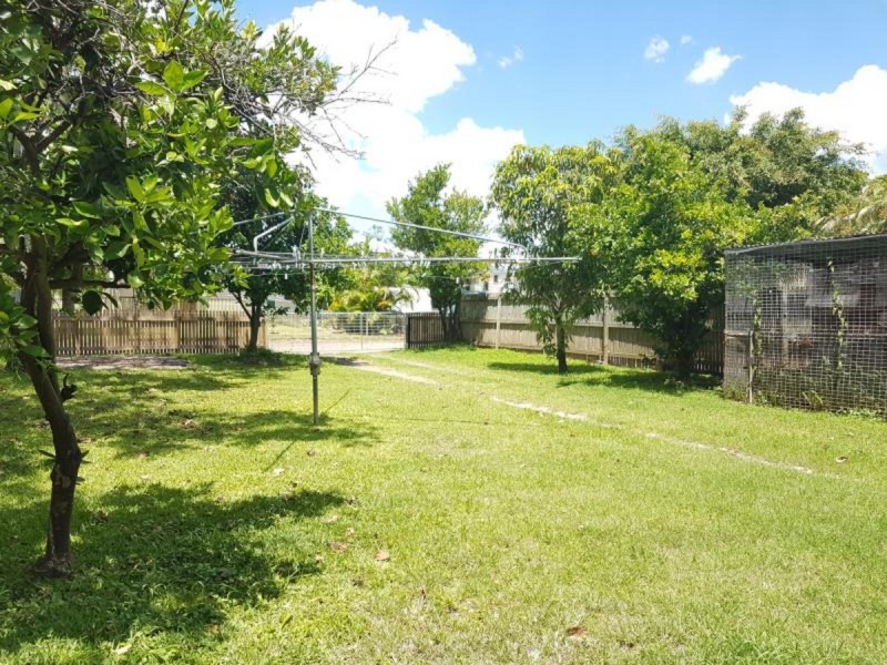 285 East Street, Depot Hill QLD 4700